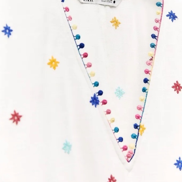 ZARA NWT WOMAN EMBROIDERED POM POM COTTON DRESS - Picture 3 of 4